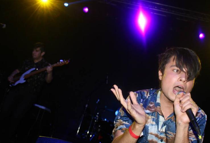 http://www.rockwired.com/3dfriends.JPG