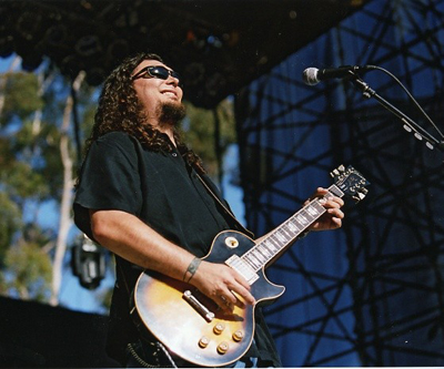 http://www.rockwired.com/ag1.jpg