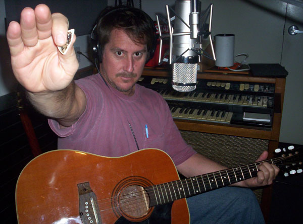 http://www.rockwired.com/grestephens.jpg