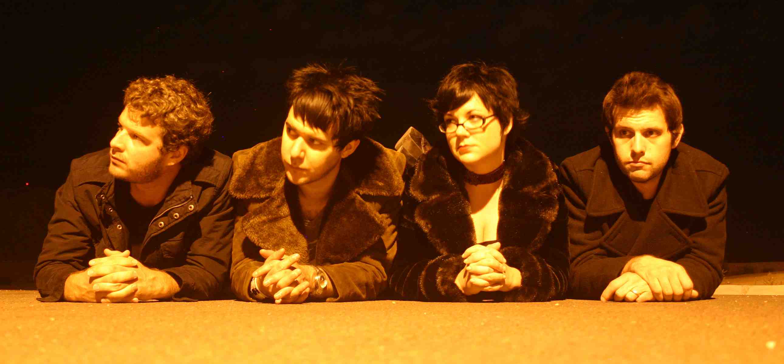 http://www.rockwired.com/leiahdorus.jpg