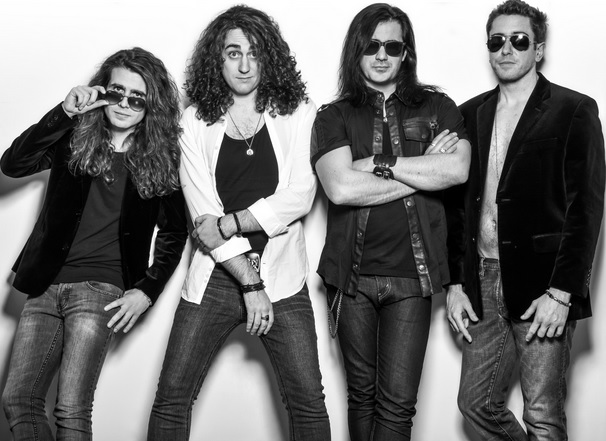 http://www.rockwired.com/station2015.jpg
