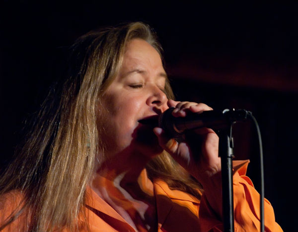 http://www.rockwired.com/tracy.jpg
